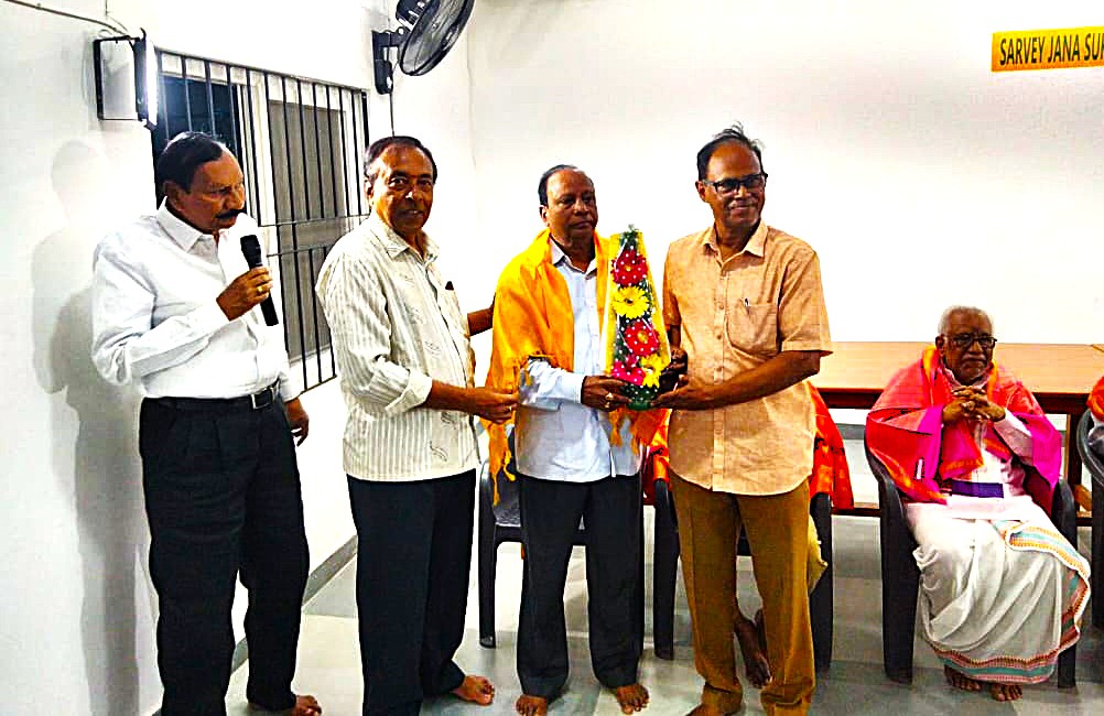 Honouring S. Madusudhan Rao Garu on the occation of Guru purnima on 10th July 2025.jpg